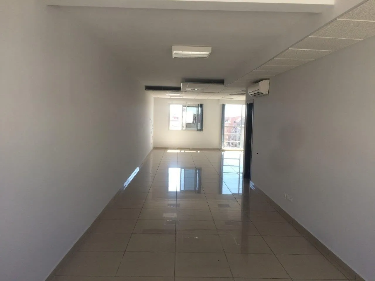 Très beau Bureau 98 m² à louer, Zerktouni, Casablanca - الدار البيضاء
