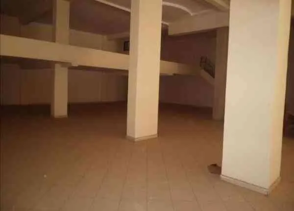MAGASIN SANS PAS DE PORTE 412M - مراكش