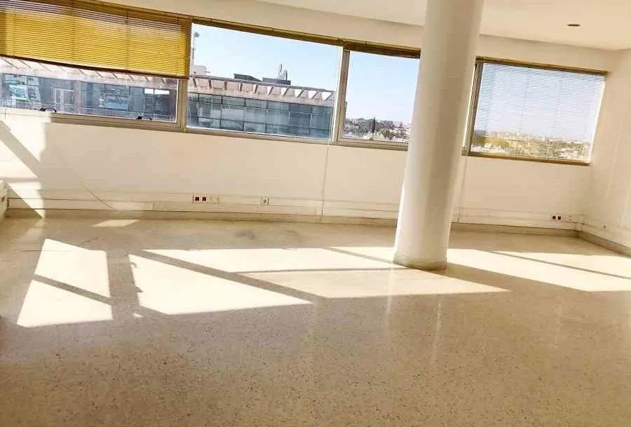 Plateau de bureau de 255 m² - Sidi Maarouf - الدار البيضاء (2)