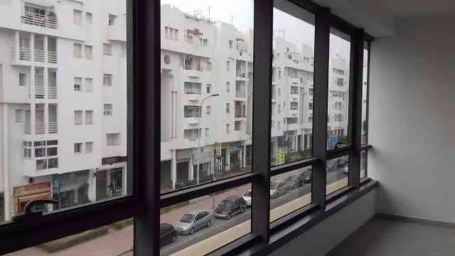 Bureau plateau 56 m2 à Agadir Av des Far - أكادير