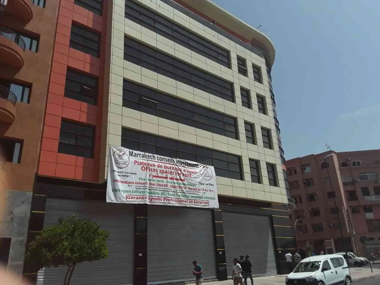 Loc Plateau bureau 119 m² Bd Yaakoub El Manssour - مراكش