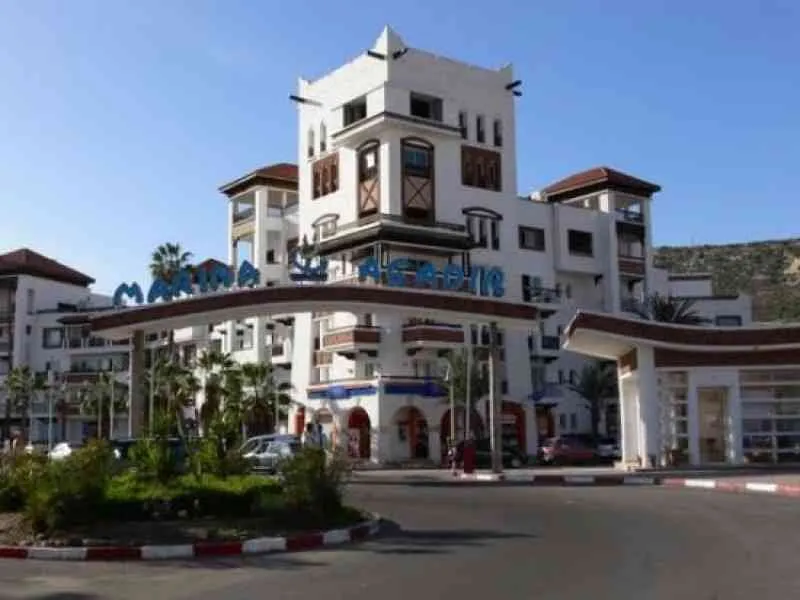 Local à louer - أكادير