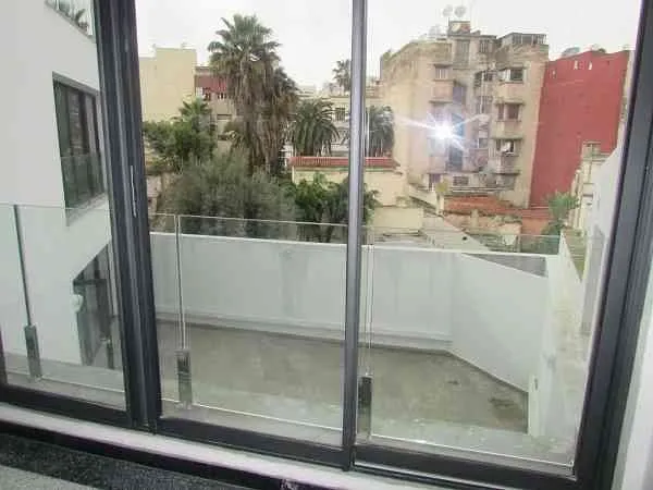 Bureaux et locaux commerciaux 3330 m² - الدار البيضاء (3)