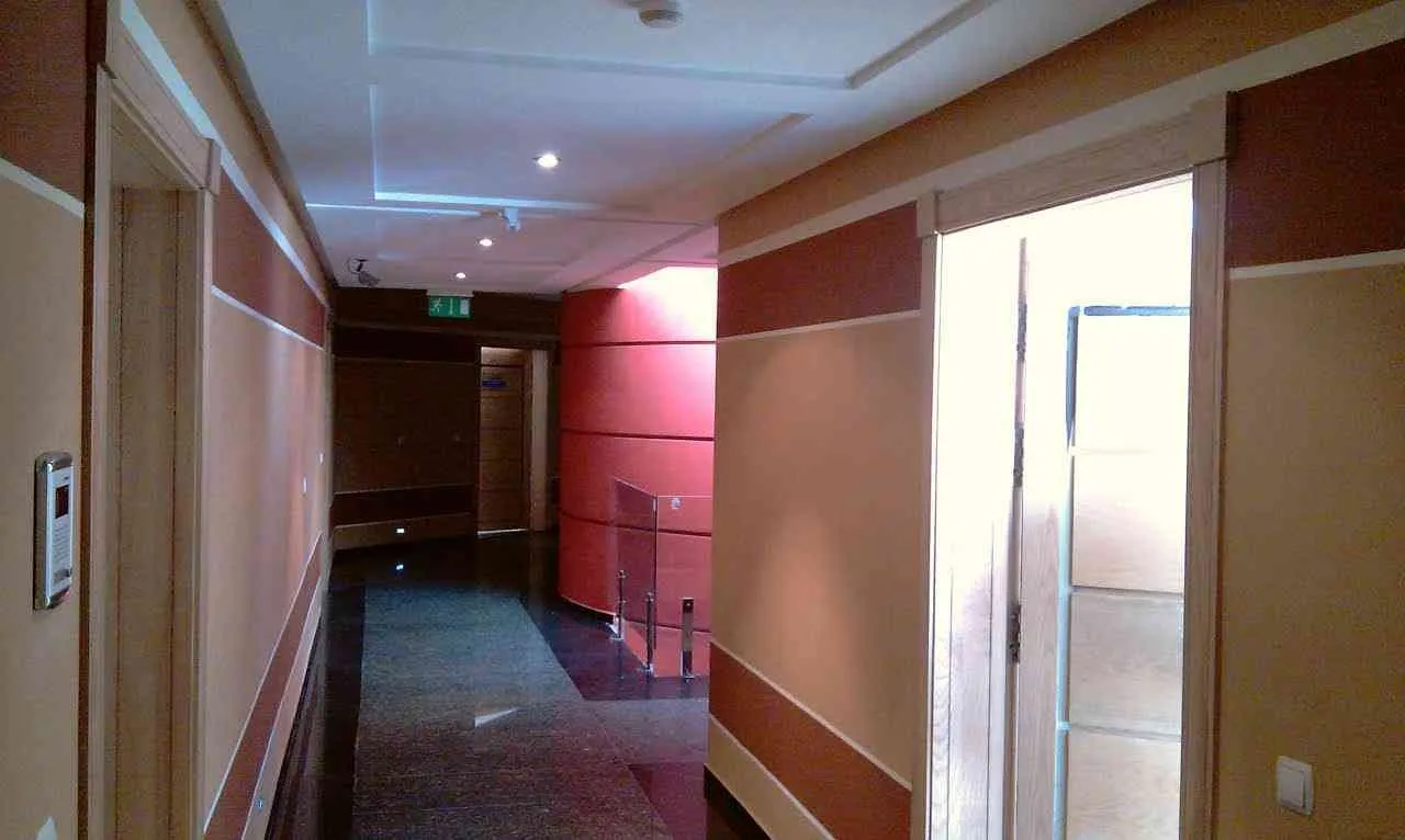 bureau de 75 m² au  Q. des hôpitaux - الدار البيضاء (3)