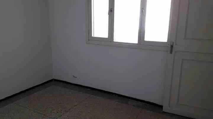 BUREAU A LOUER - طنجة