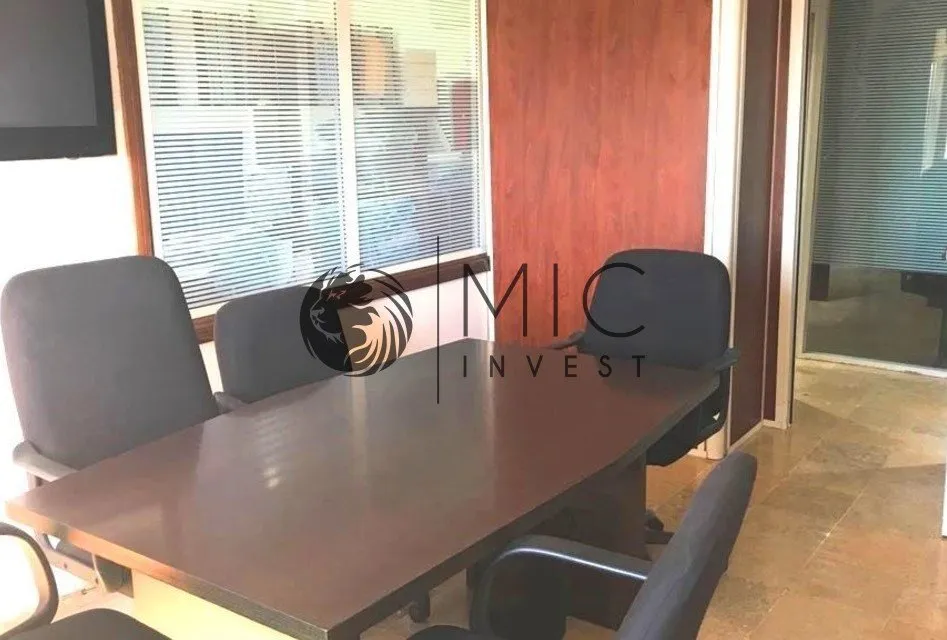 RARES BUREAUX DE 160 M² SANS VIS A VIS PROCHE GAUTHIER ET TRAM - الدار البيضاء