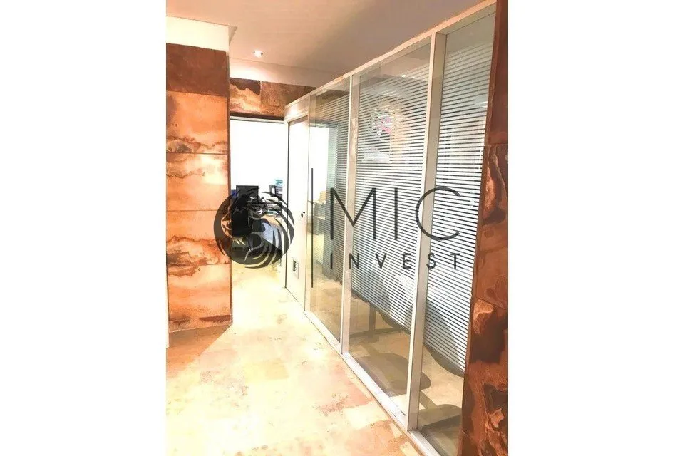 RARES BUREAUX DE 160 M² SANS VIS A VIS PROCHE GAUTHIER ET TRAM - الدار البيضاء (3)