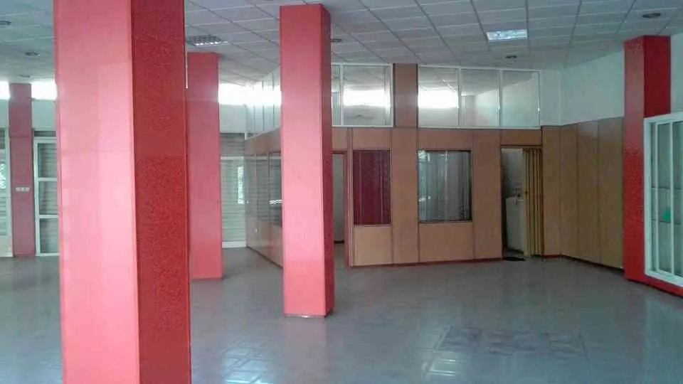 magasin commercial a louer au centre vil - طنجة (4)