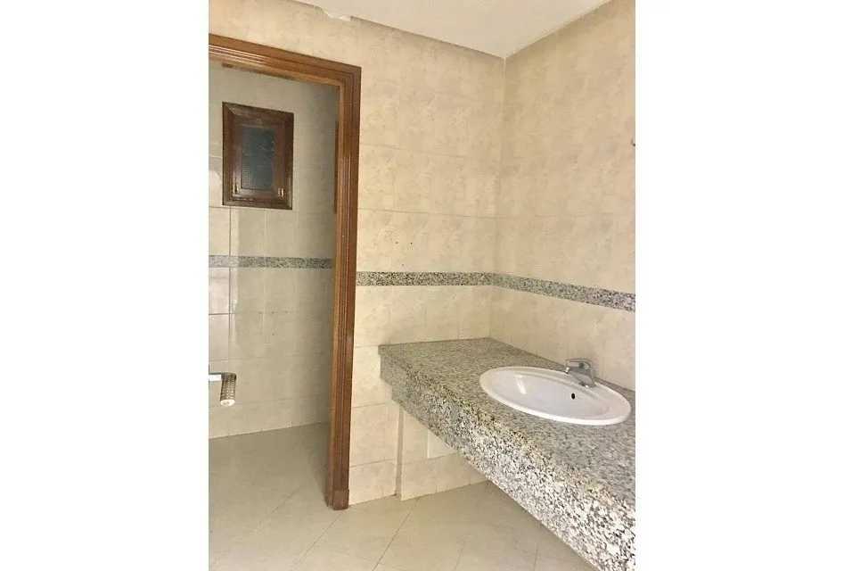 Bureau de 250 m² à la location sur Racine - الدار البيضاء (3)