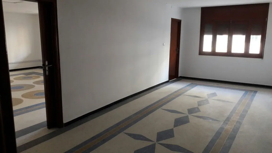 Bureau 100m² à Maarif Extension rue fourat - الدار البيضاء (2)