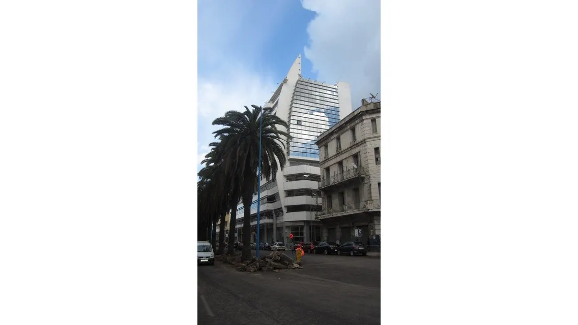 Av des Far.Top.Luxe.Bur équipés 100m2 à louer - الدار البيضاء