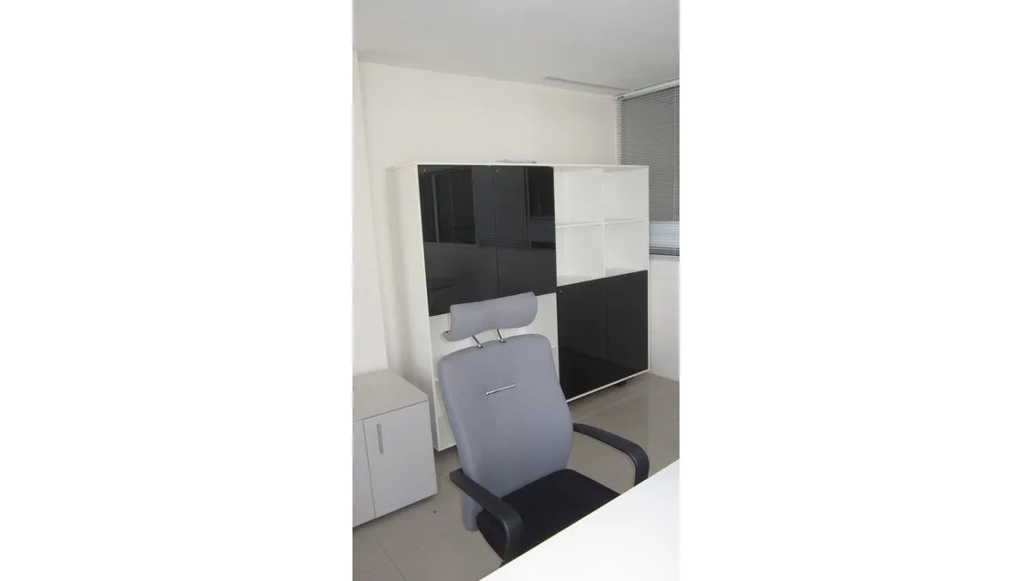 Av des Far.Top.Luxe.Bur équipés 100m2 à louer - الدار البيضاء (3)