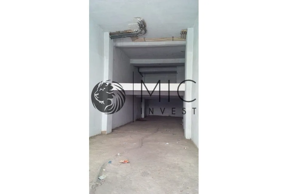 2 BEAUX COMMERCES NEUFS ANGLE MASSIRA 180 OU 360 M² - الدار البيضاء (3)