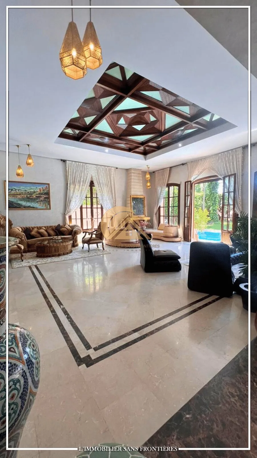 Villa à vendre à Boulevard Mohamed VI, Marrakech — Piscine privée — 1000m² - مراكش (2)