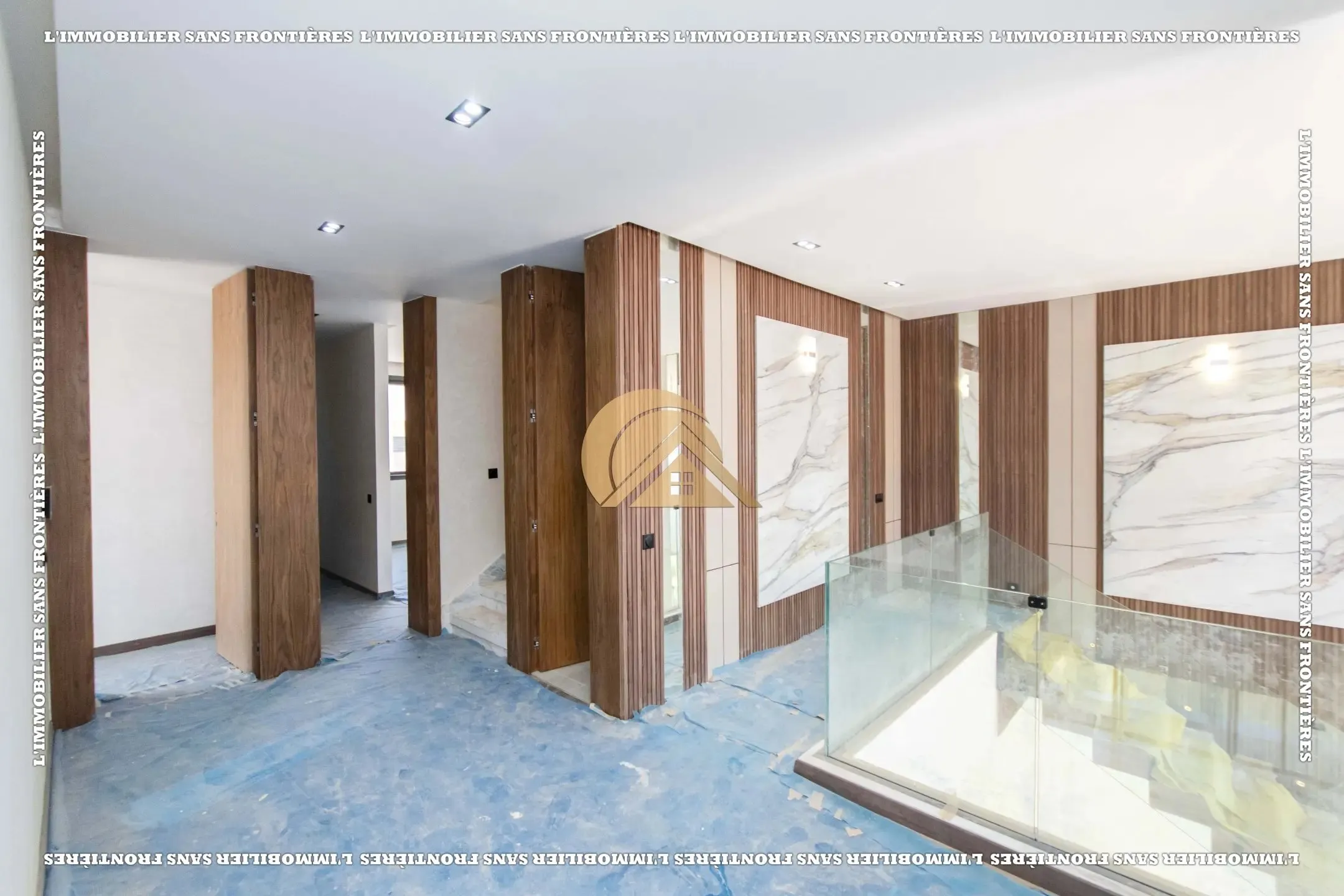 Villa vide avec piscine avec cascade à vendre à Targa - مراكش (2)