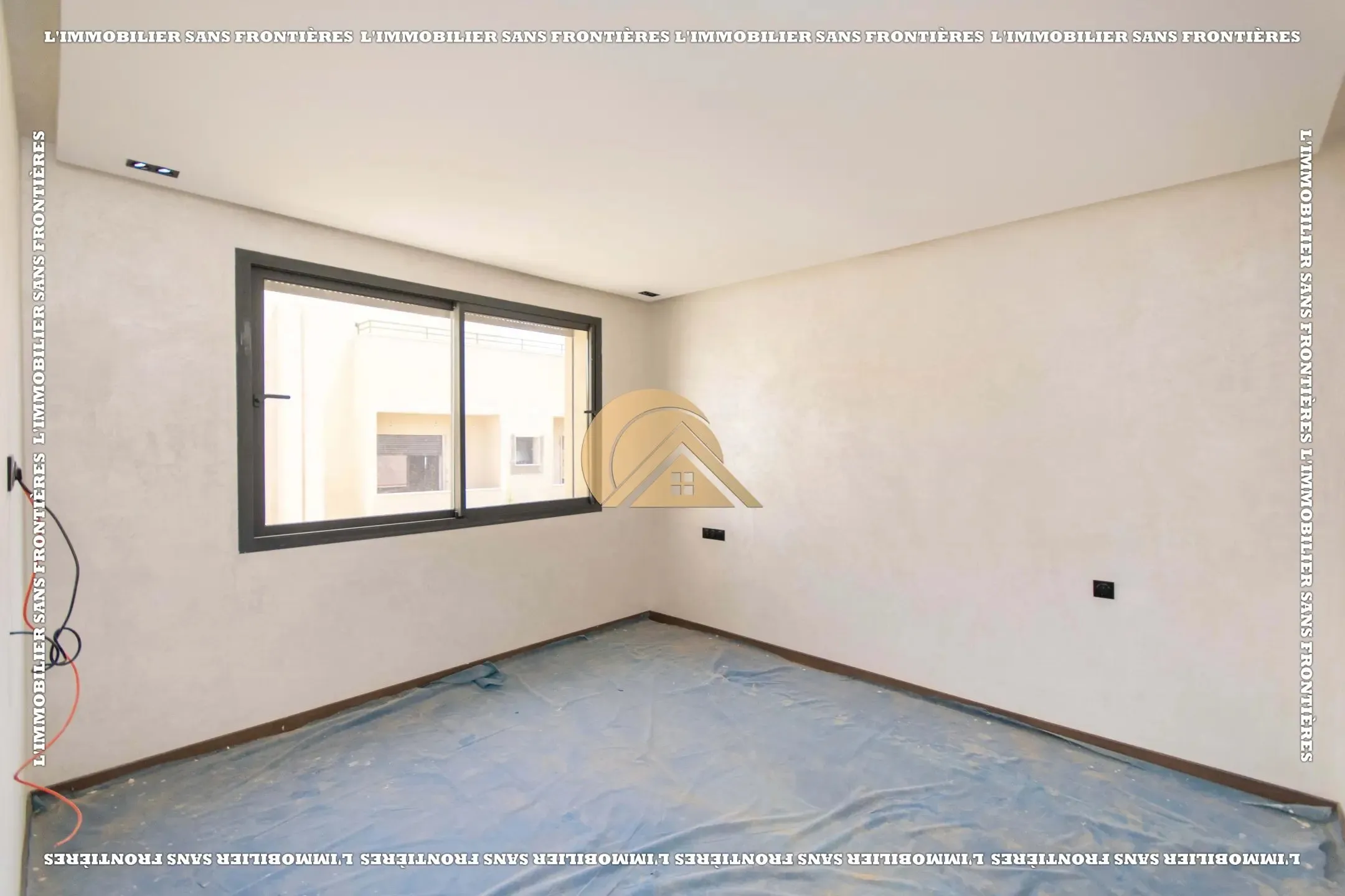 Villa vide avec piscine avec cascade à vendre à Targa - مراكش (3)