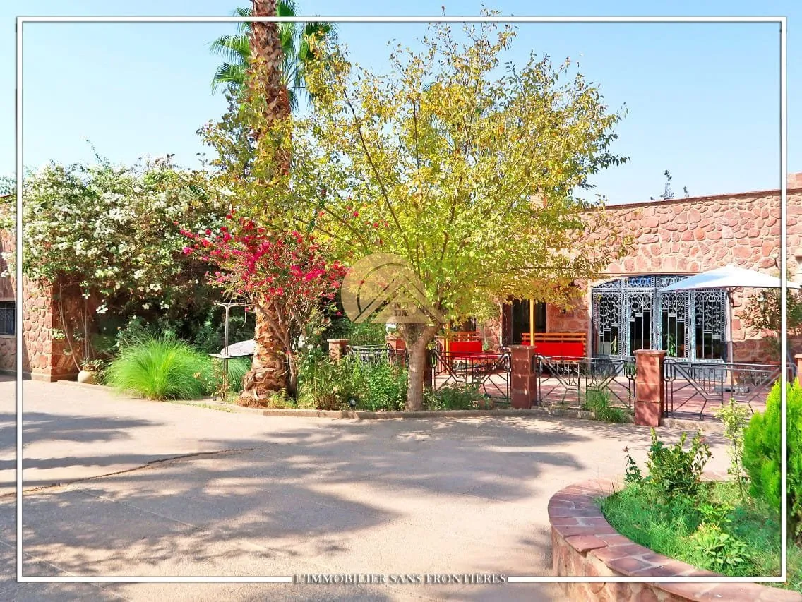 Ensemble immobilier meublé à Route d’Ouarzazate km13, 3 villas + zone SA2, Marrakech : à vendre - مراكش (3)