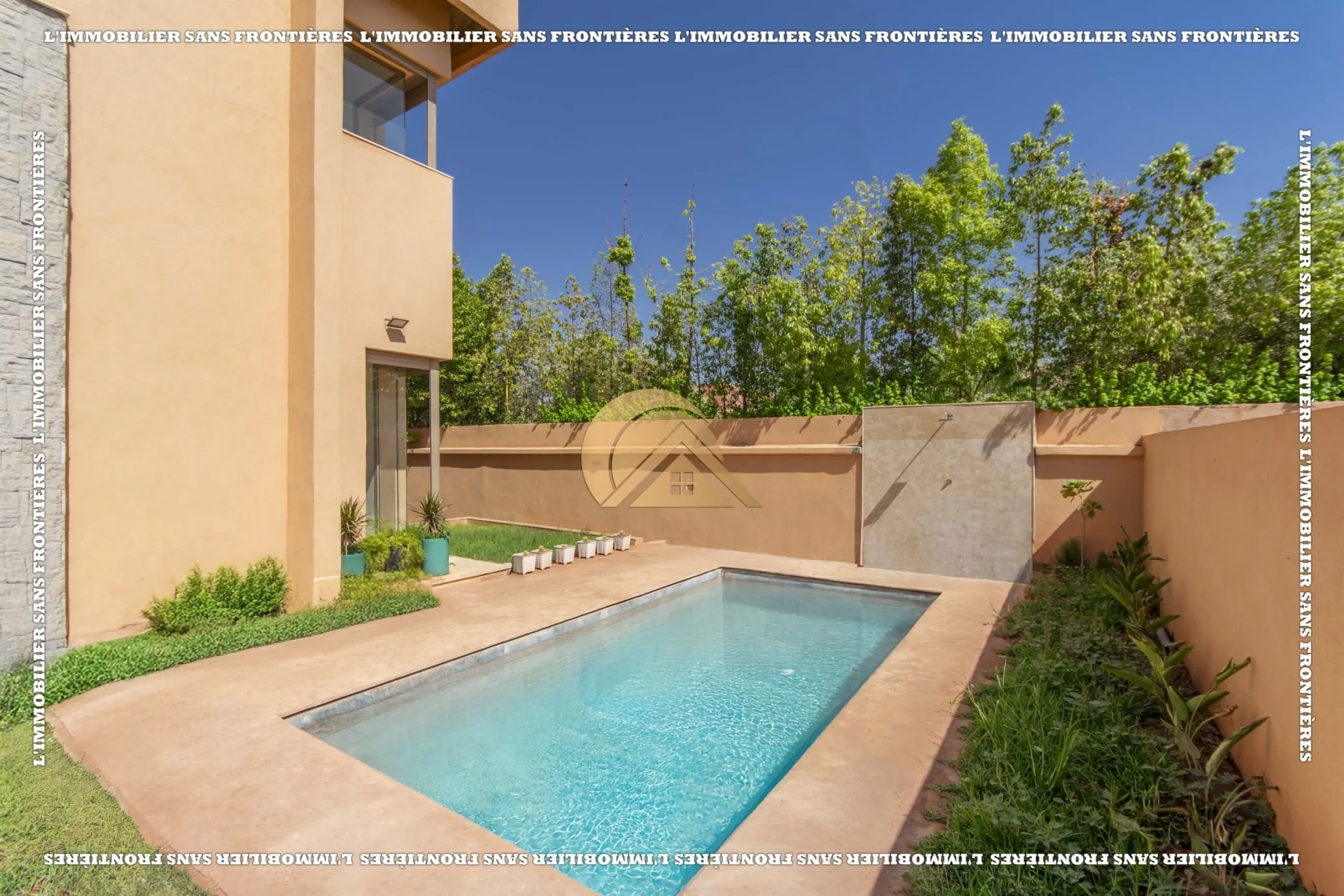 Villa vide à Route d’Amizmiz, Piscine + Jardin privé, Marrakech : à vendre - مراكش (3)