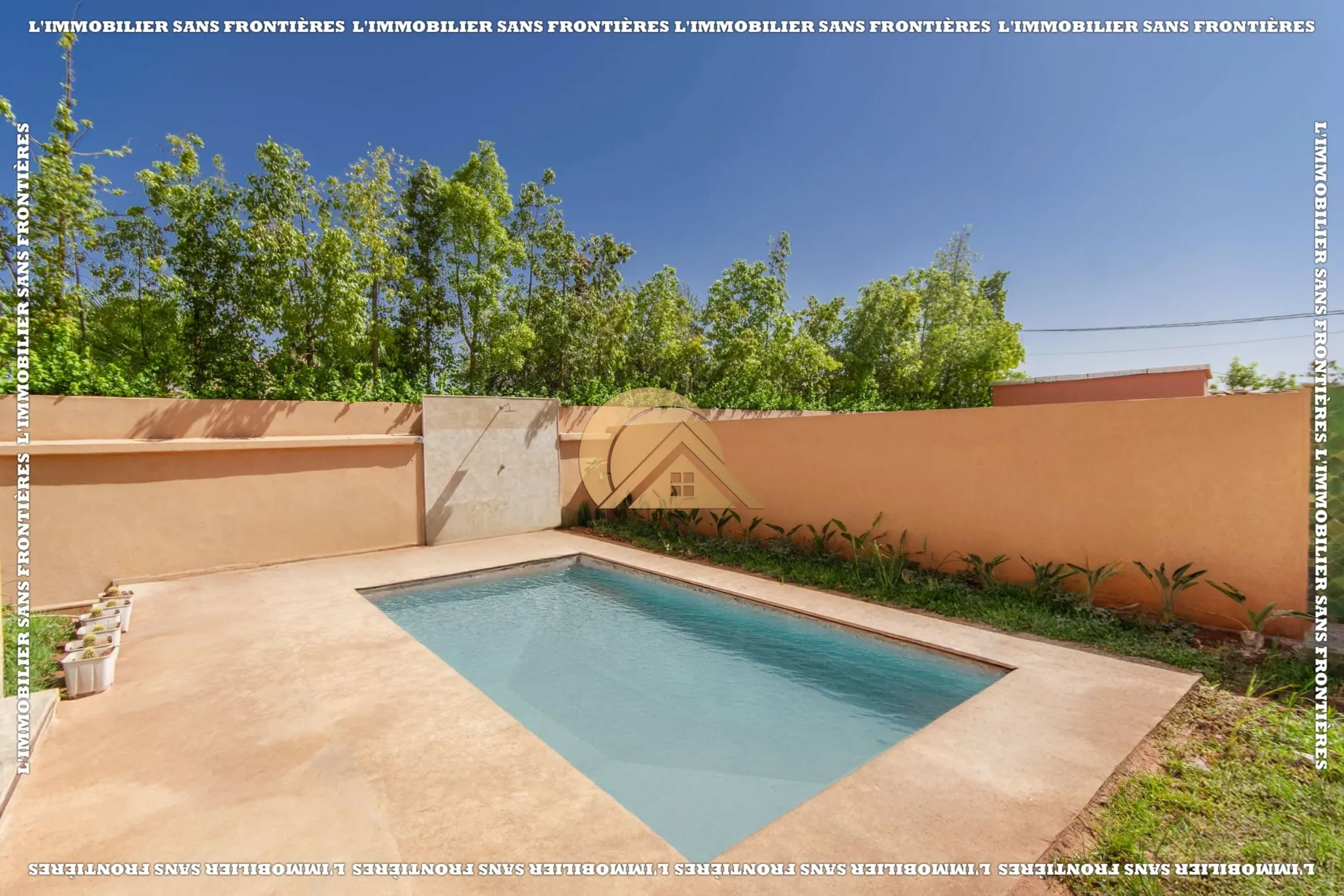 Villa vide à Route d’Amizmiz, Piscine + Jardin privé, Marrakech : à vendre - مراكش (4)