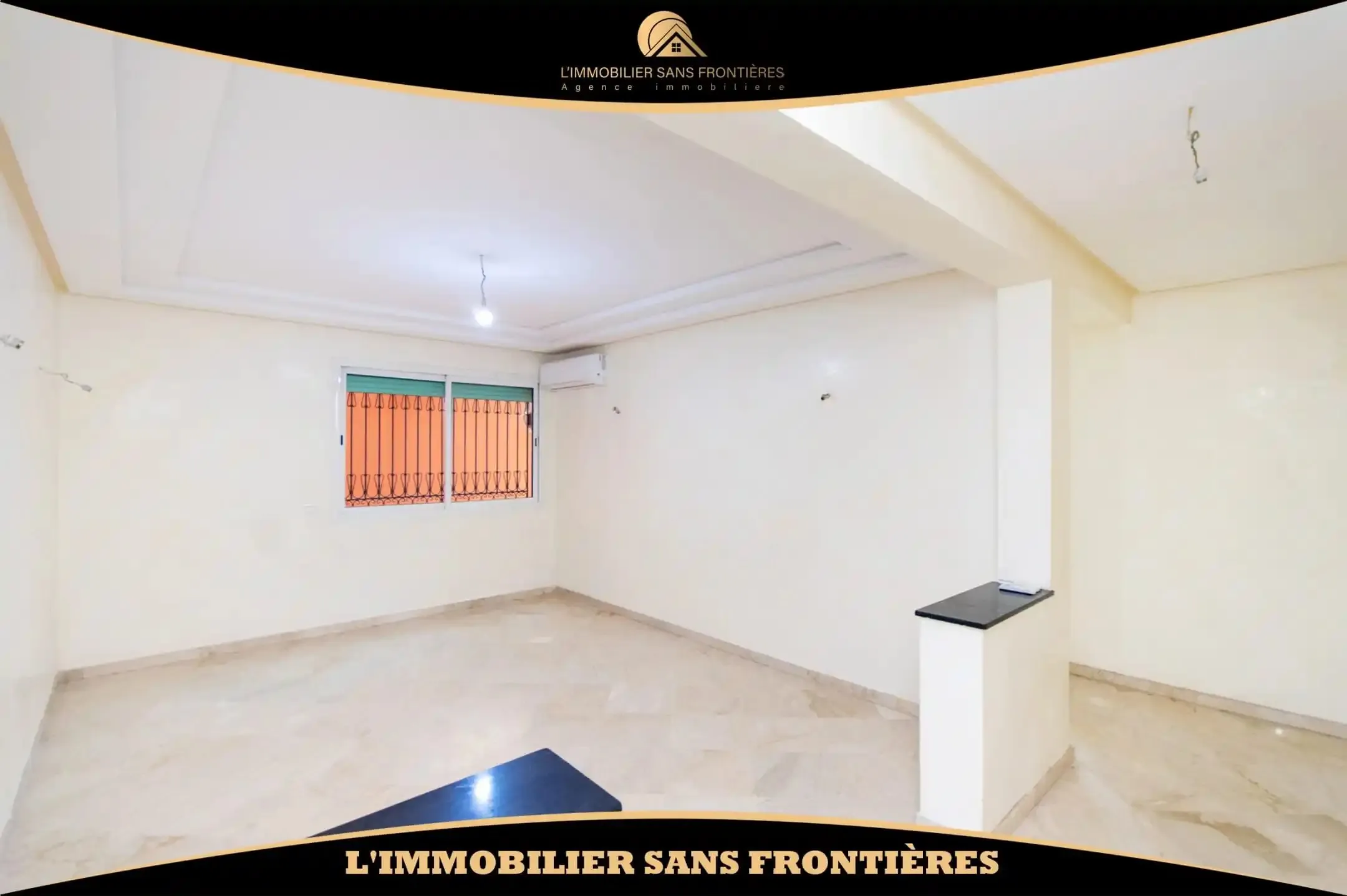 Appartement vide à vendre à Victor Hugo, Guéliz, Marrakech – 94 m² – Terrasse de 40 m² - مراكش
