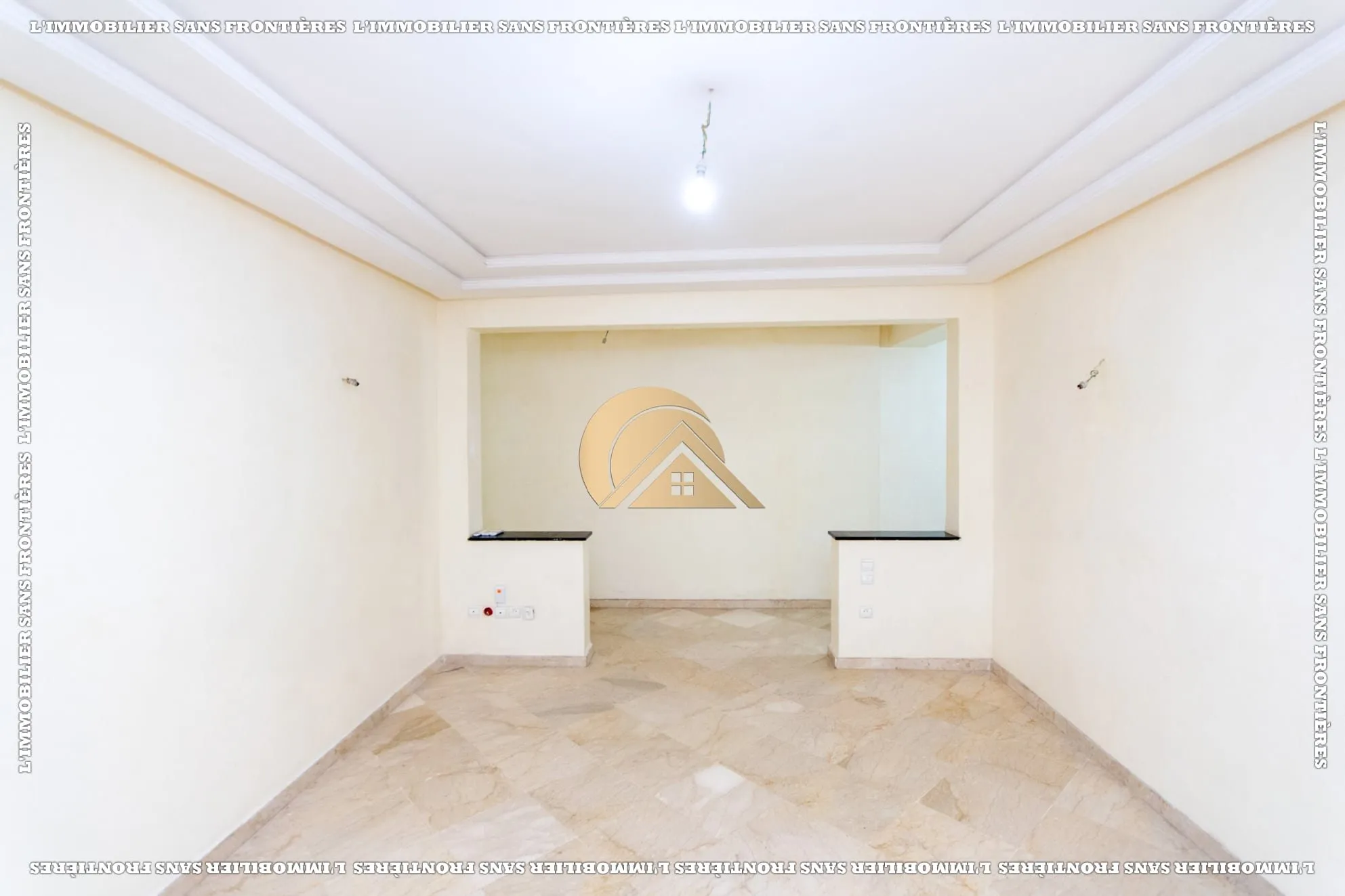 Appartement vide à vendre à Victor Hugo, Guéliz, Marrakech – 94 m² – Terrasse de 40 m² - مراكش (4)