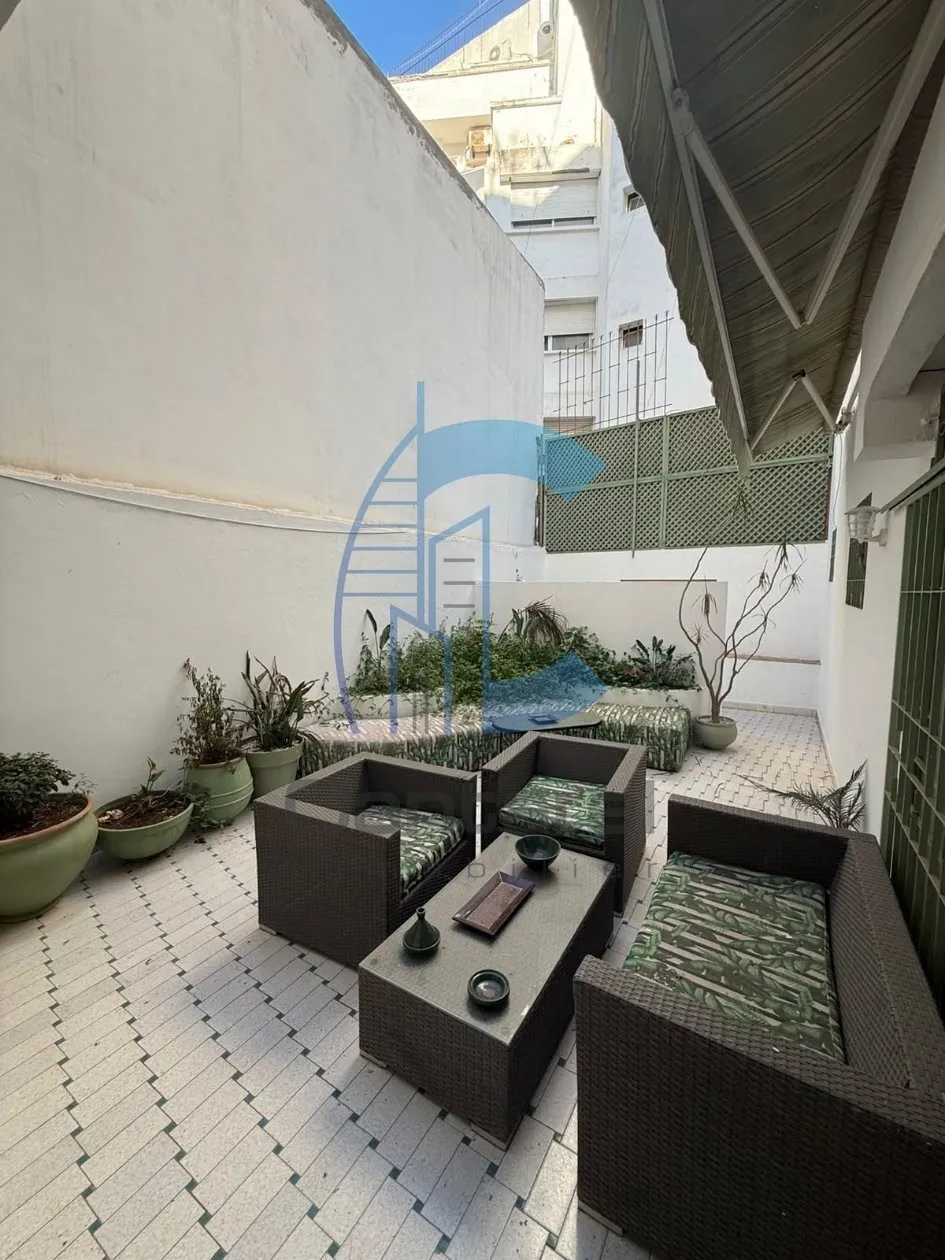 À LOUER APPARTEMENT MEUBLÉ TRIANGLE D'OR - الدار البيضاء