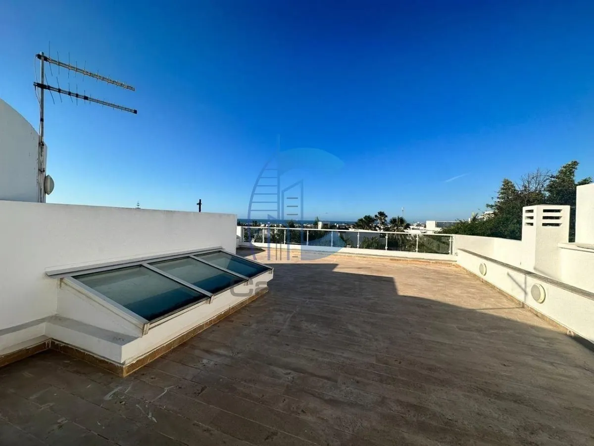 SUPERBE VILLA  VIDE EN LOCATION -ROUTE D'AZEMOUR - - الدار البيضاء (2)