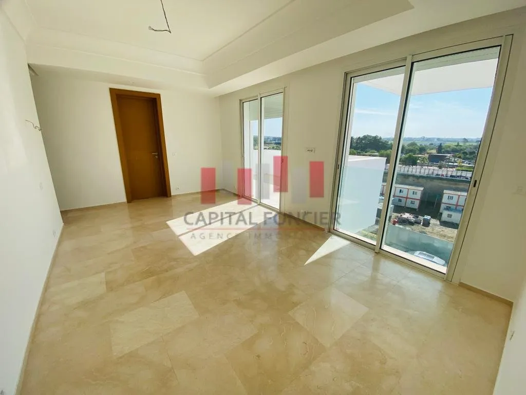 MODERNE CFC TERRASSE - الدار البيضاء (4)