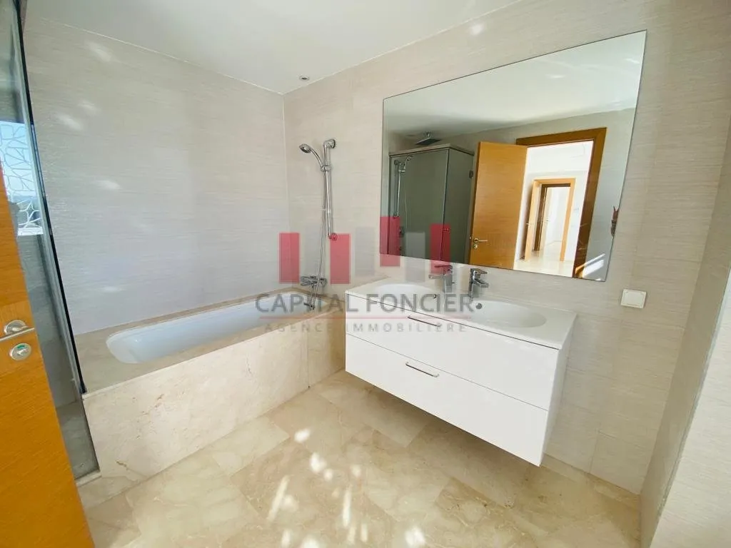 MODERNE CFC TERRASSE - الدار البيضاء (3)