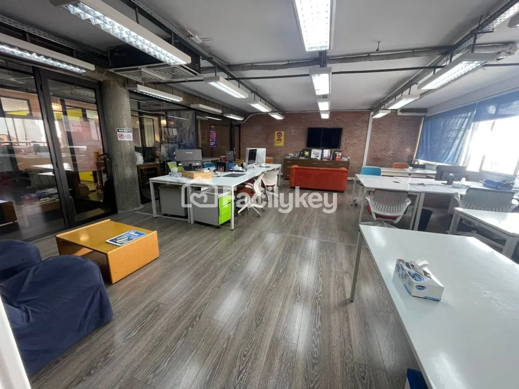 Bureau de 380 m² à Casablanca - الدار البيضاء