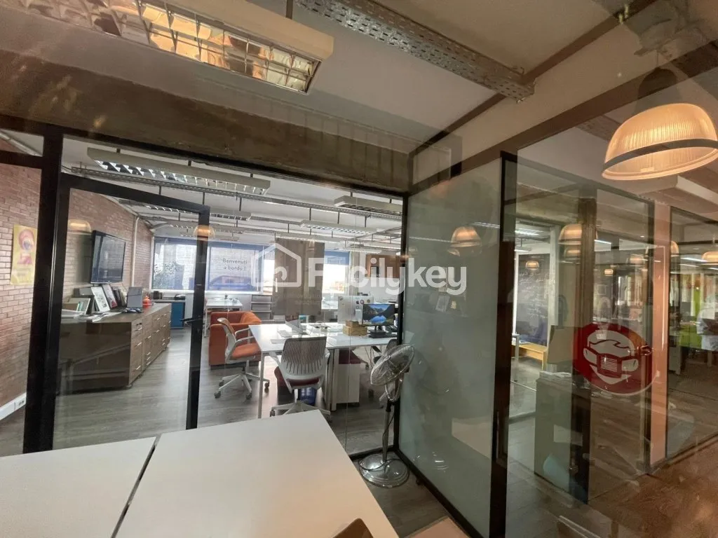 Bureau de 380 m² à Casablanca - الدار البيضاء (2)