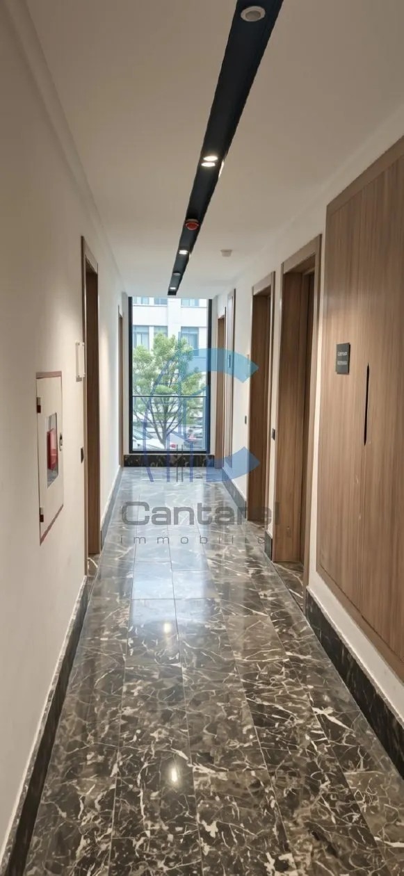 Bureau neuf avec terrasse à louer à Oasis – 67 m² - الدار البيضاء (3)