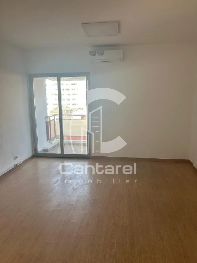 BUREAU EN LOCATION OU VENTE  AU CENTRE VILLE - الدار البيضاء (2)