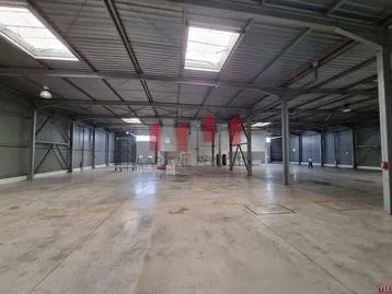 Usine industrielle de 1702 m au sein de la zone industrielle de bouskoura a la location - الدار البيضاء