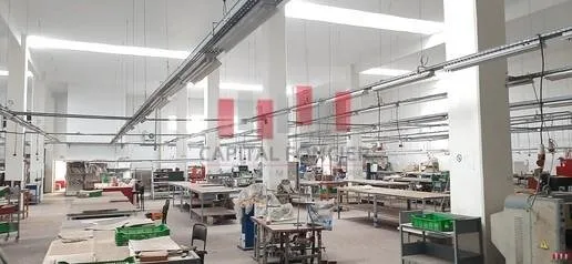 Usine industrielle aux normes internationales de 2500 m2 a la location  a oulad saleh bouskoura - الدار البيضاء