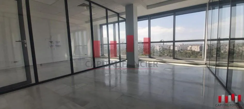 Plateau de bureau de 367 m en plein bld la corniche a la location  VUE MER - الدار البيضاء (3)