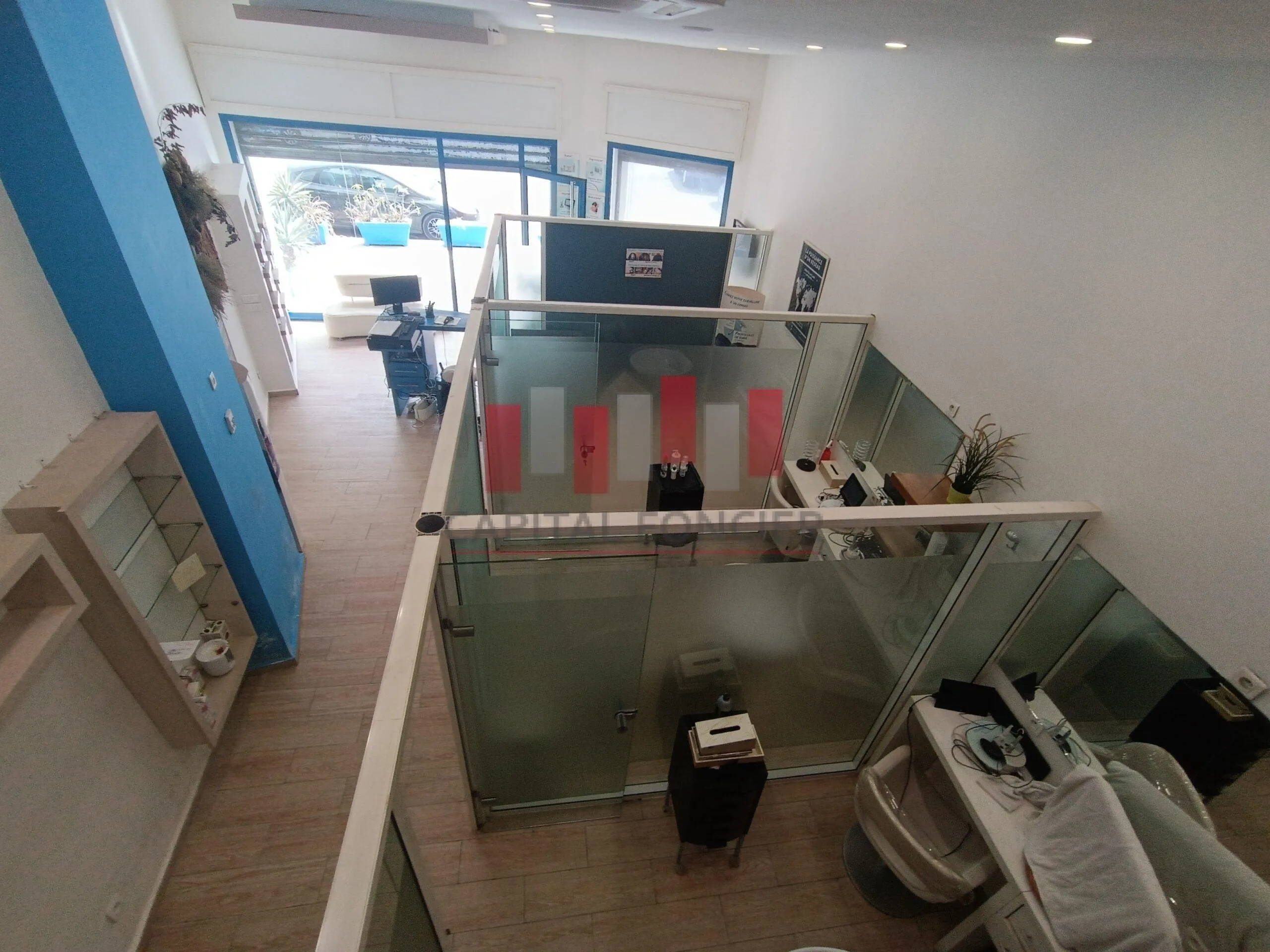 Local commercial de 90m2 à la location Bourgogne - الدار البيضاء