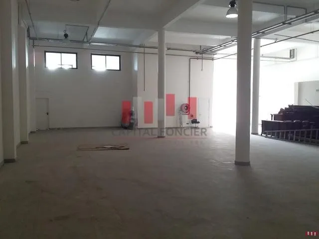 Hangar industriel de 400 m2 idéal pour stockage ou production légère aux normes internationales a Mohammedia ( zone industrielle ) a la location - المحمدية