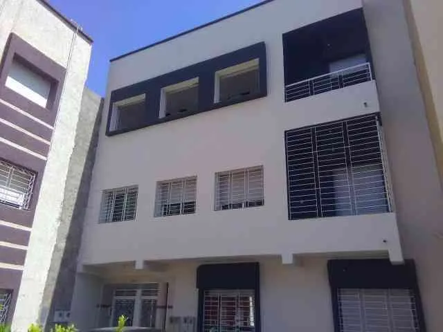 Appartement de 129 m2 à quatre pièces - القنيطرة (2)