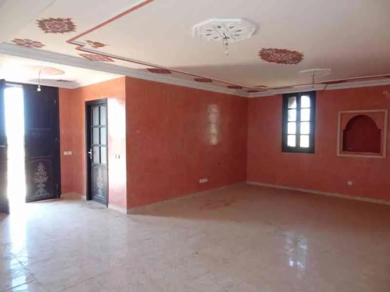 Belle Villa de 550 m² sur un Terrain de 9103 m² Situé au Km 26 Sur La Route de Lourka - مراكش (3)