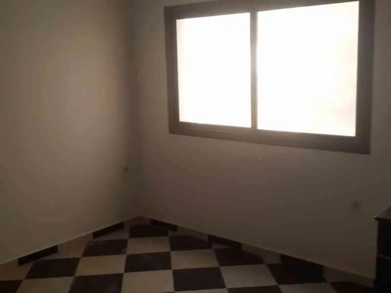 Duplex neuf de 106m2 à vendre dans immeuble R+3 Hay mohamadi - أكادير
