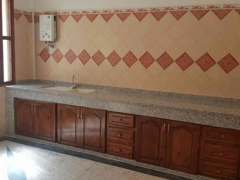 villa à vendre Ail Melloul de 233 m2 habiable sur terrain de 190m2 - أكادير