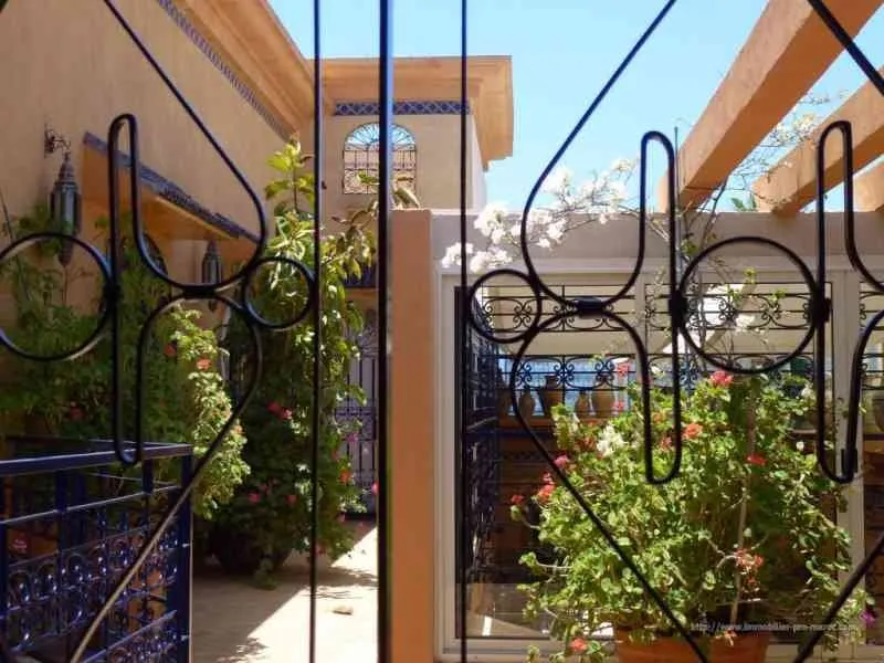 Villa d'exception 'cité suisse avec piscine - أكادير (3)