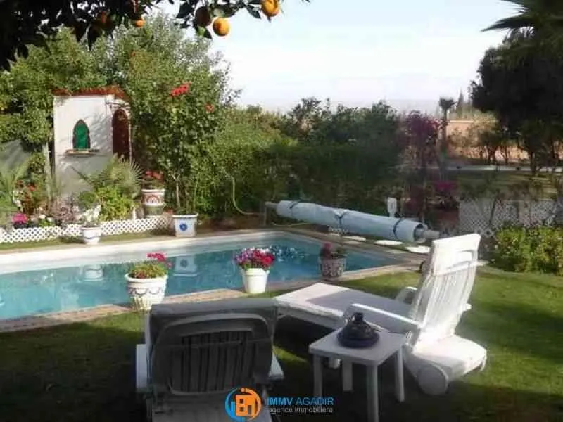 Villa de120 m2 de plains pied avec piscine chauffée sur terrain de 500m2 dans résidence de haut stan - طنجة (3)
