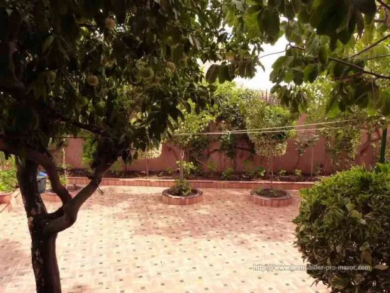 VILLA 5 CHAMBRES AVEC GRAND JARDIN ET GARAGE "taddart" - أكادير (2)