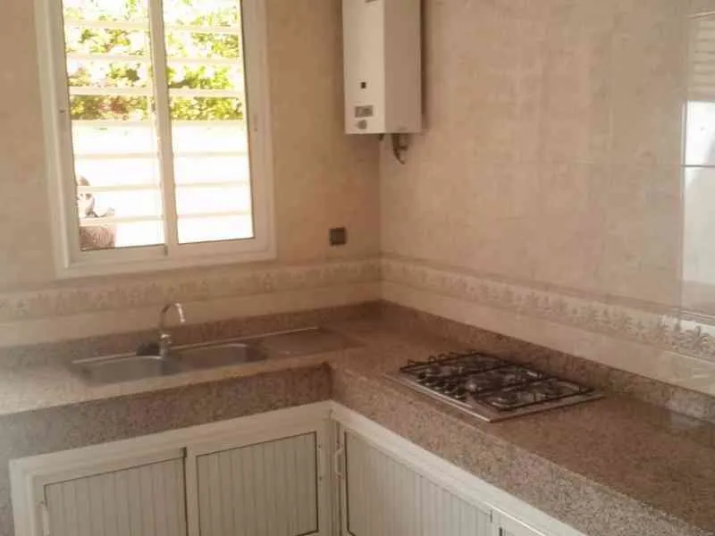 villa à vendre Ail Melloul de 233 m2 habiable sur terrain de 190m2 - أكادير (4)