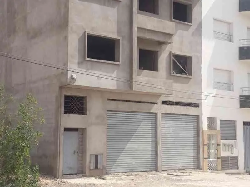 R+3 à Hay mohammadi Agadir " commercial avec 6 apt - أكادير