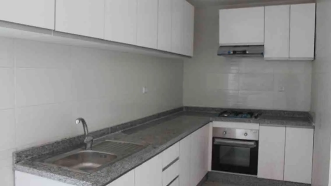 BEL APPARTEMENT DE 100 M² - الدار البيضاء (4)