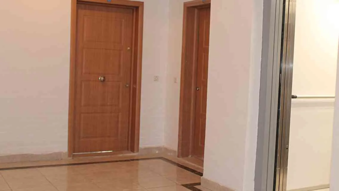 BEL APPARTEMENT DE 100 M² - الدار البيضاء