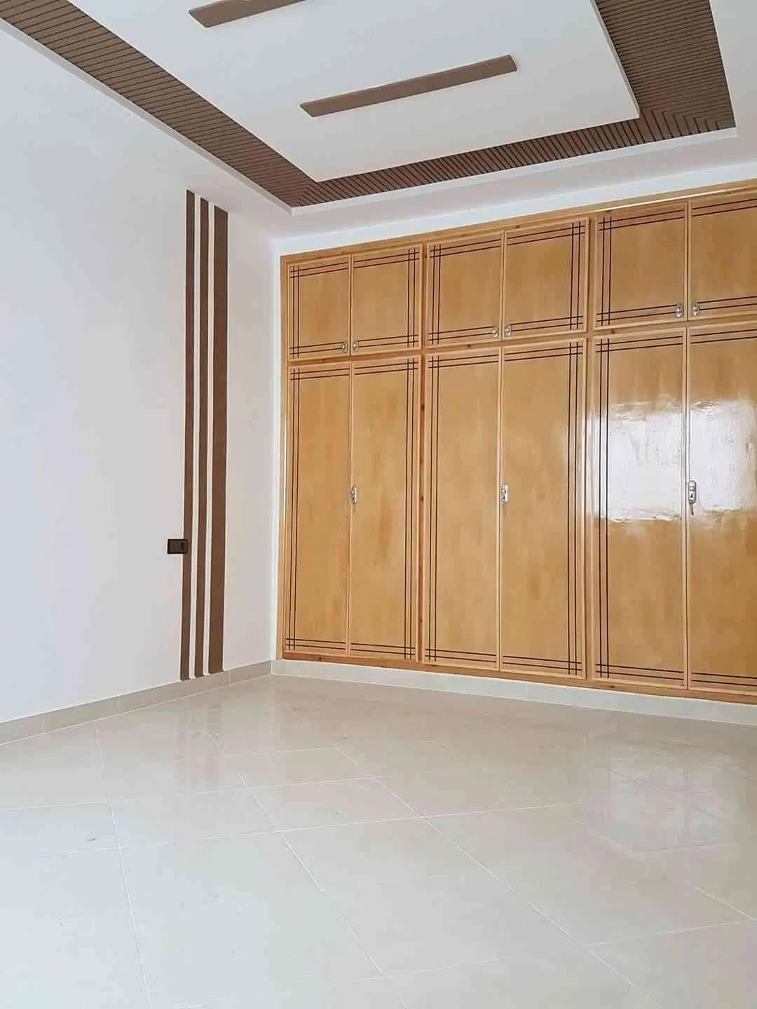 Apparemment a vendre - وجدة (2)